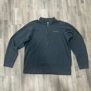Columbia 1/4 zip pull over sweat shirt MEDIUM
